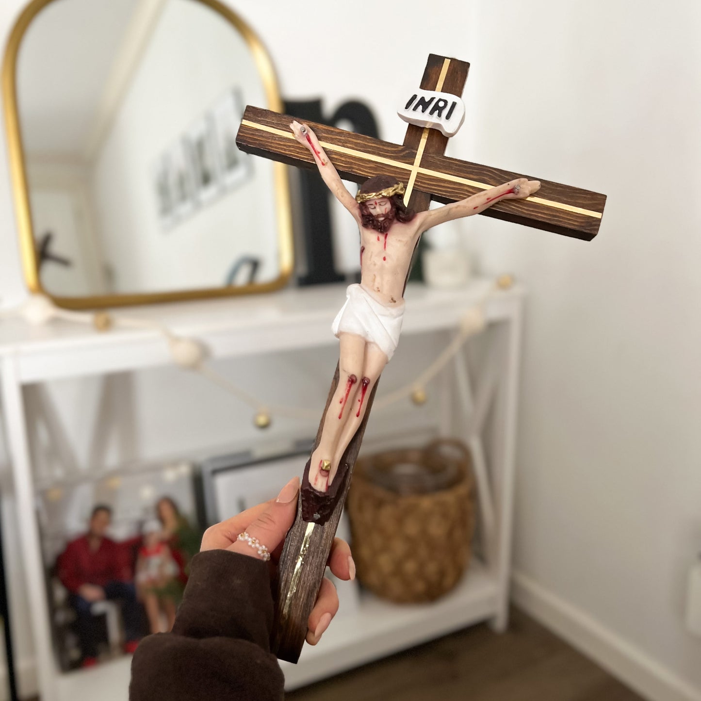 Jesús Squared Cross Wall Decor