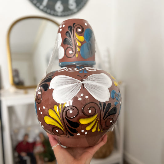 Cántaro Pottery with Mug