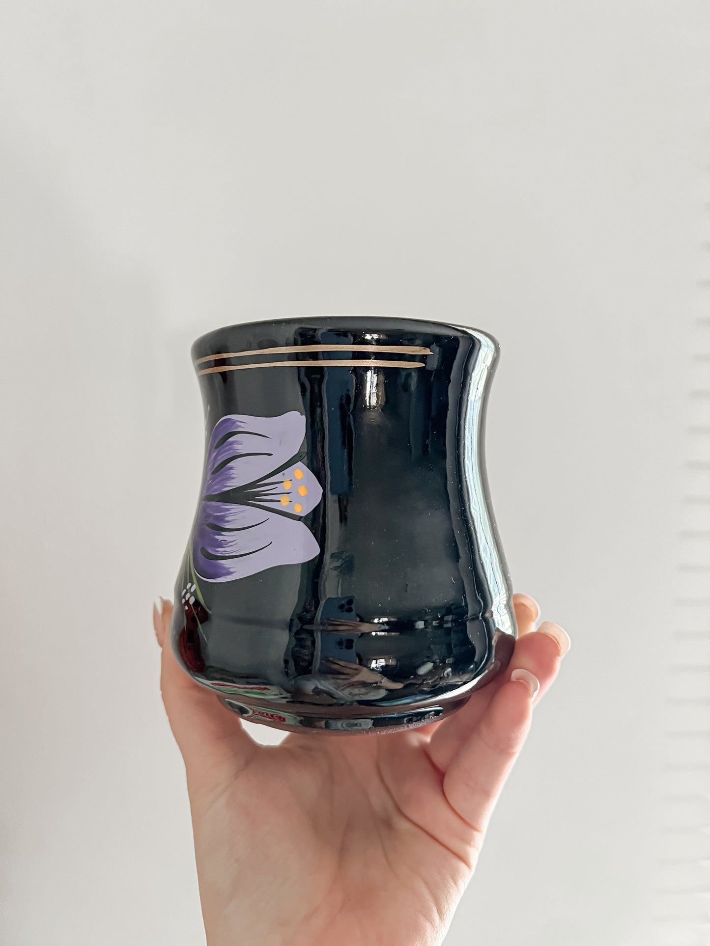 Black Ceramic Floral Artesanal Mug