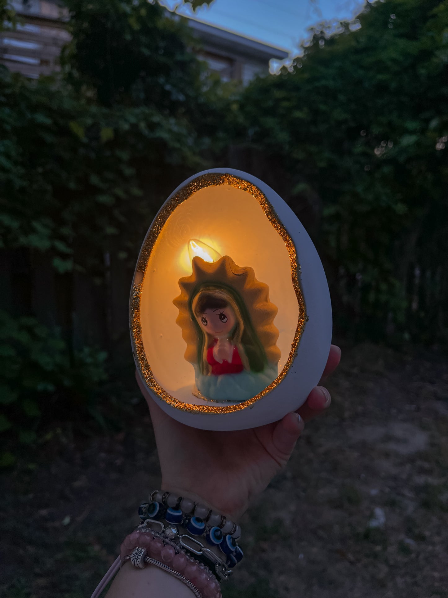 Egg Virgencita Nightlamp