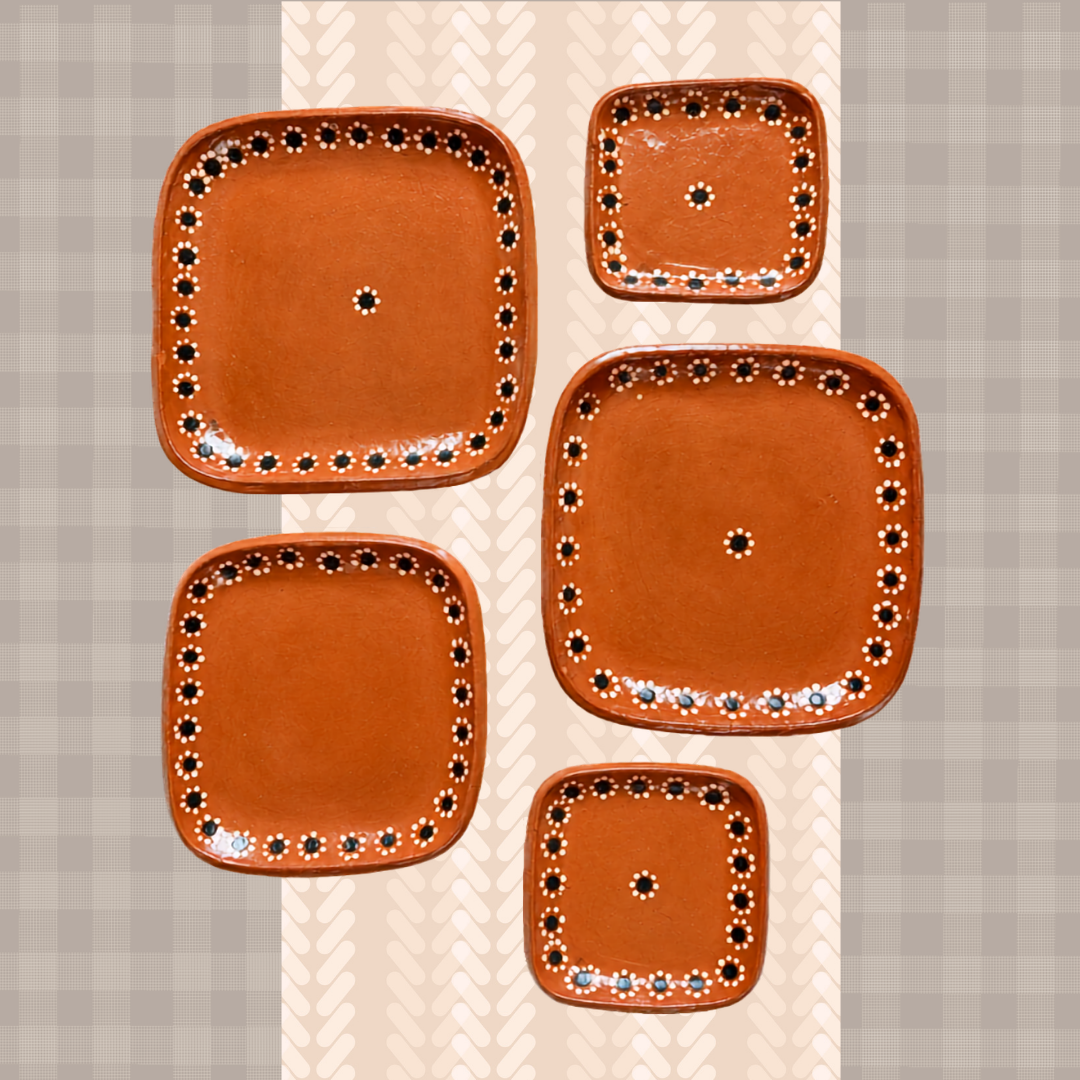 Square Traditional Pottery Plates Cuadrado