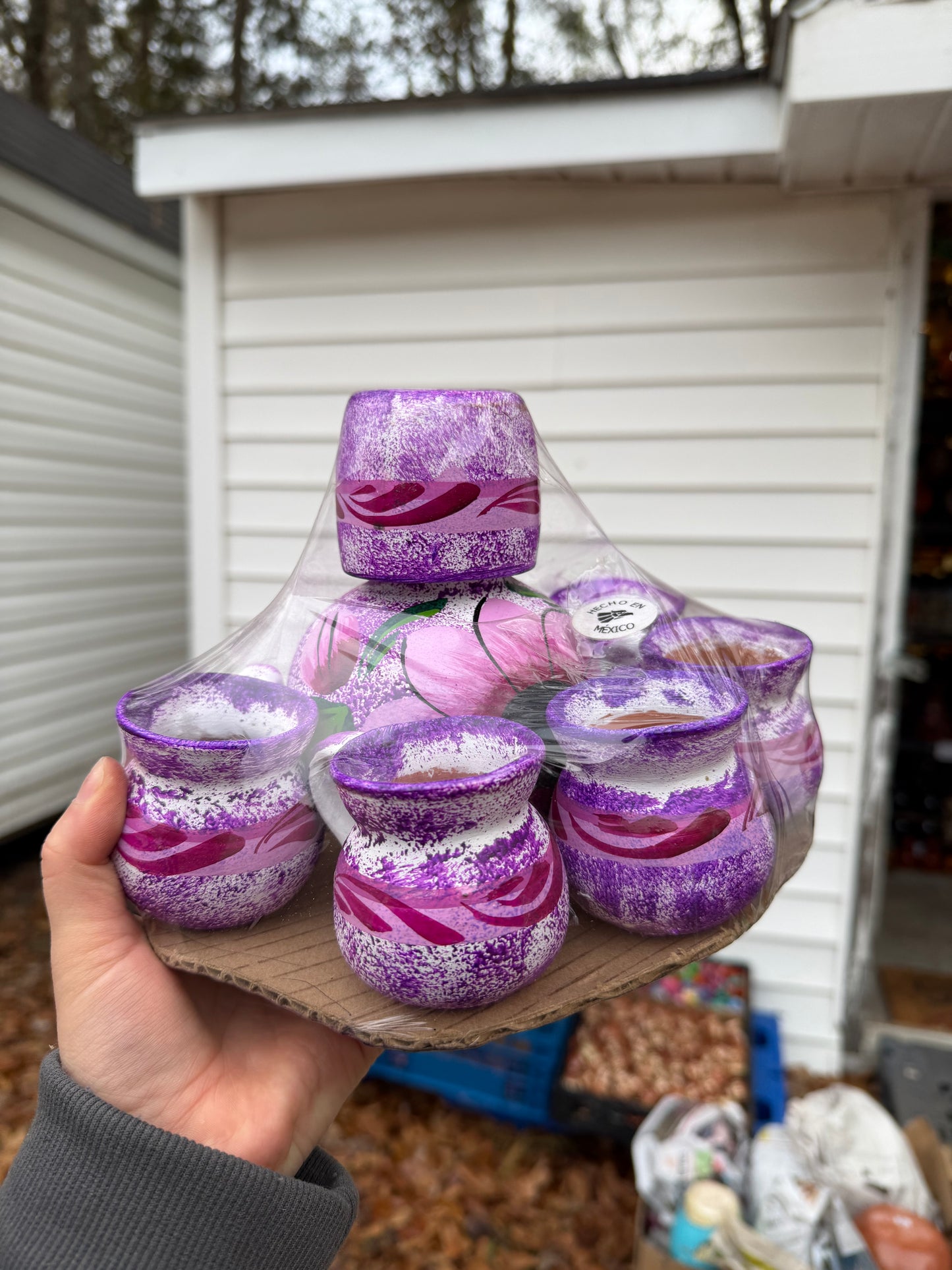 Small Cantaro with mini cups