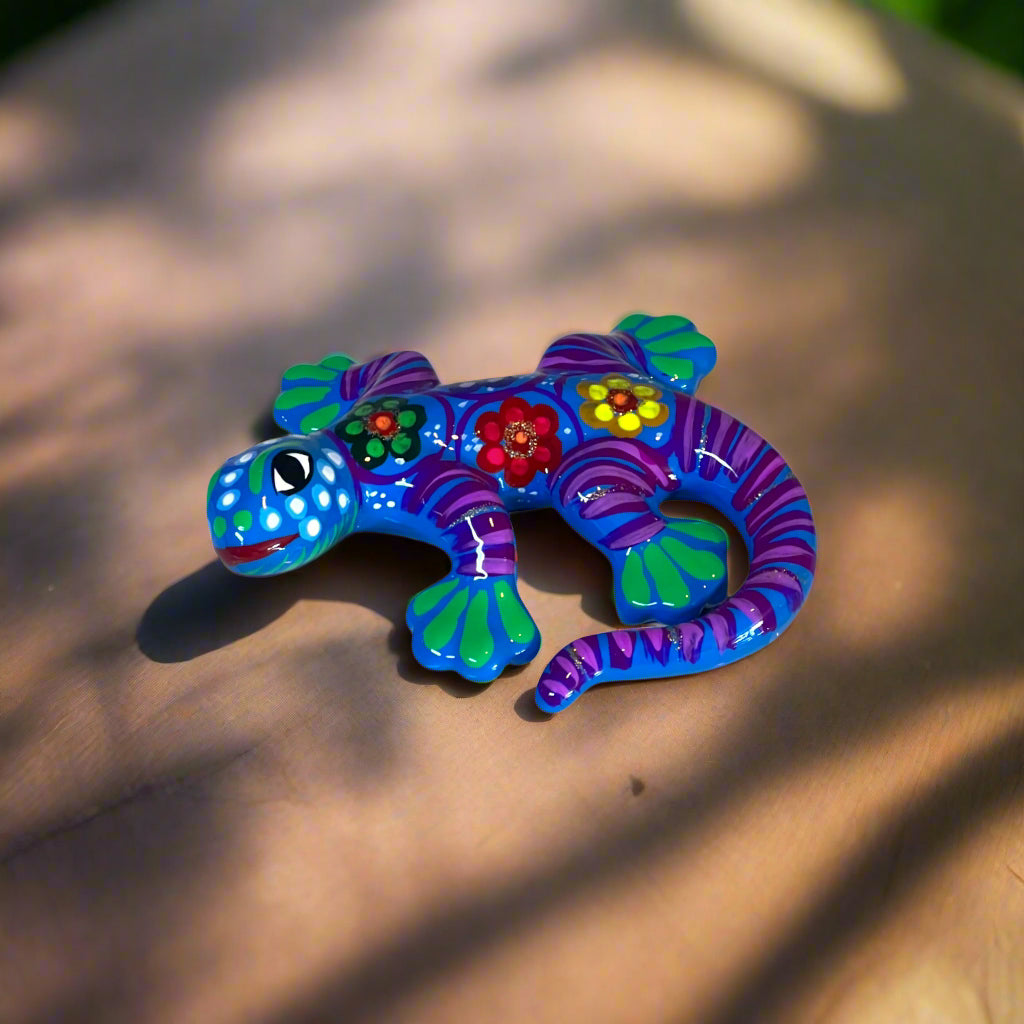 Talavera Lizard Figurine | Mexican Handcrafted Wall Decor