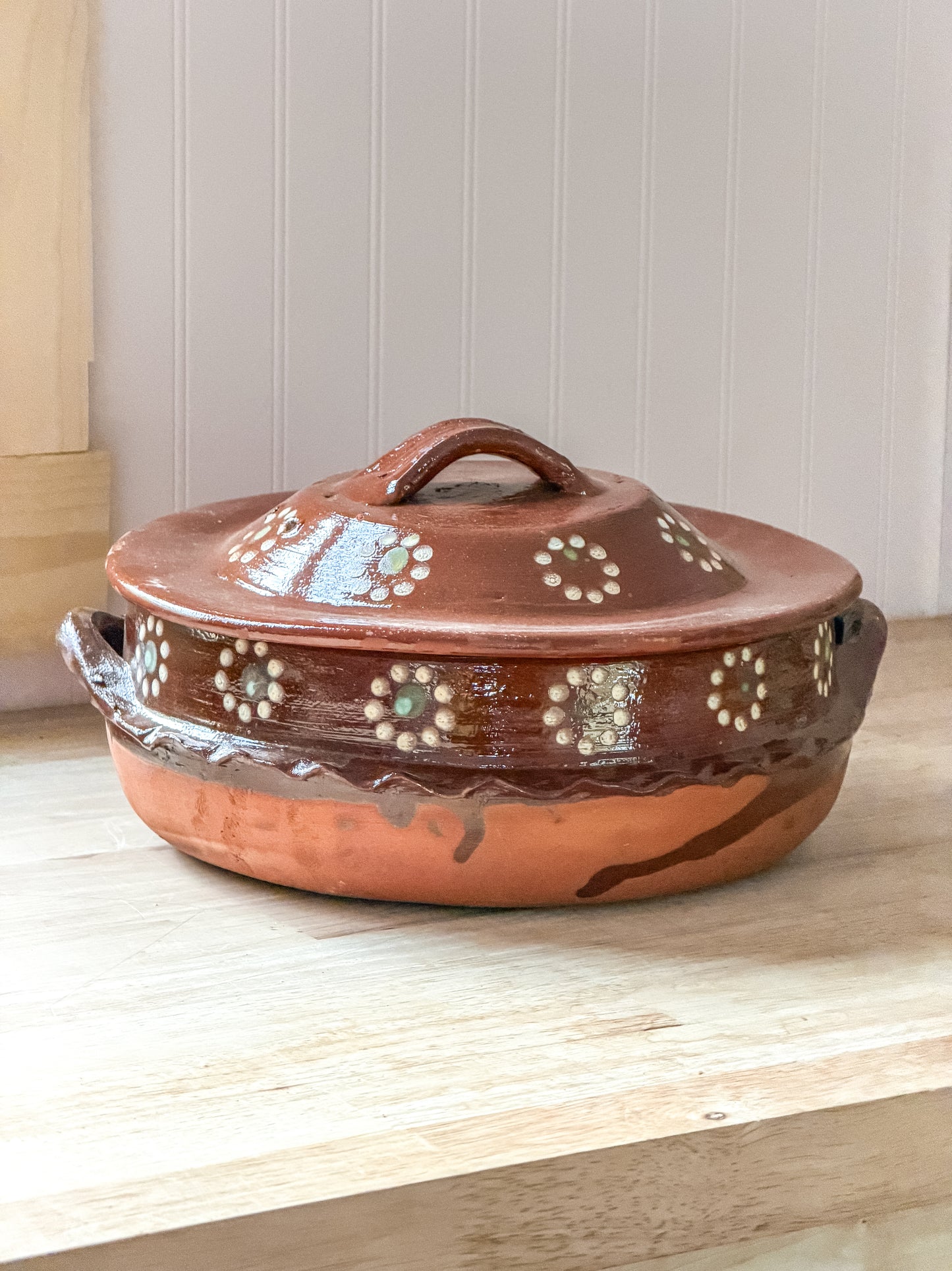 Large 1.5kg Barro Cazuela Con Tapa