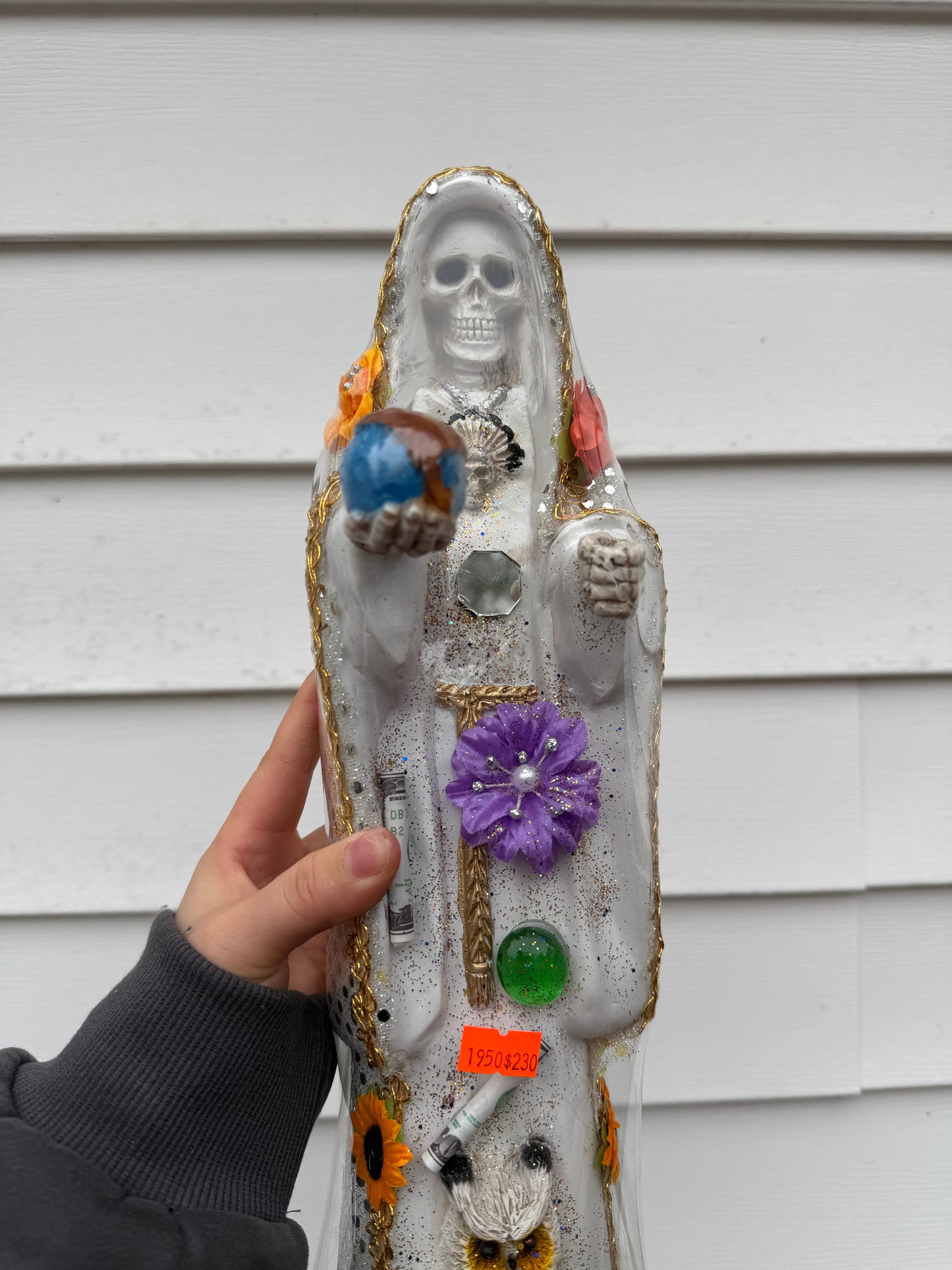 Santa Muerte 16in Decor Statue