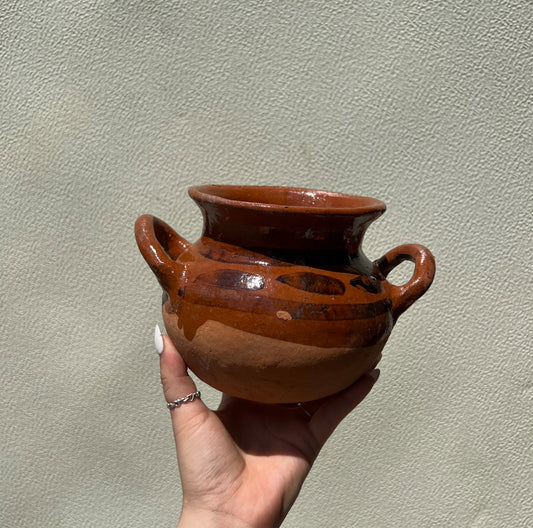 Small Designed Traditional Colorado Pot