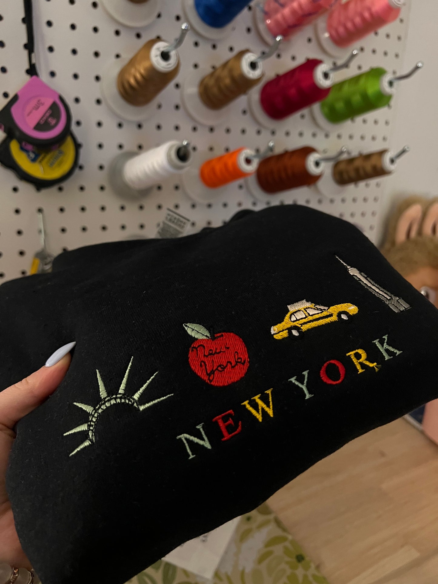 NEW YORK State • Embroidered Sweater/Shirt