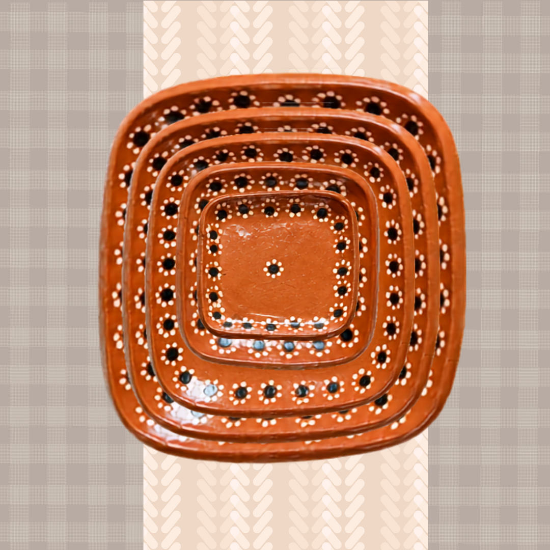 Square Traditional Pottery Plates Cuadrado