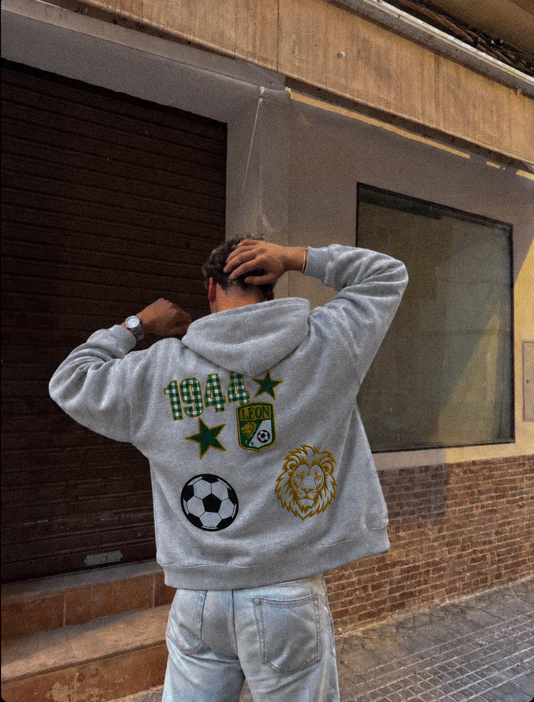 Club Leon 1944 Vintage-Inspired Embroidery Soccer Sweater
