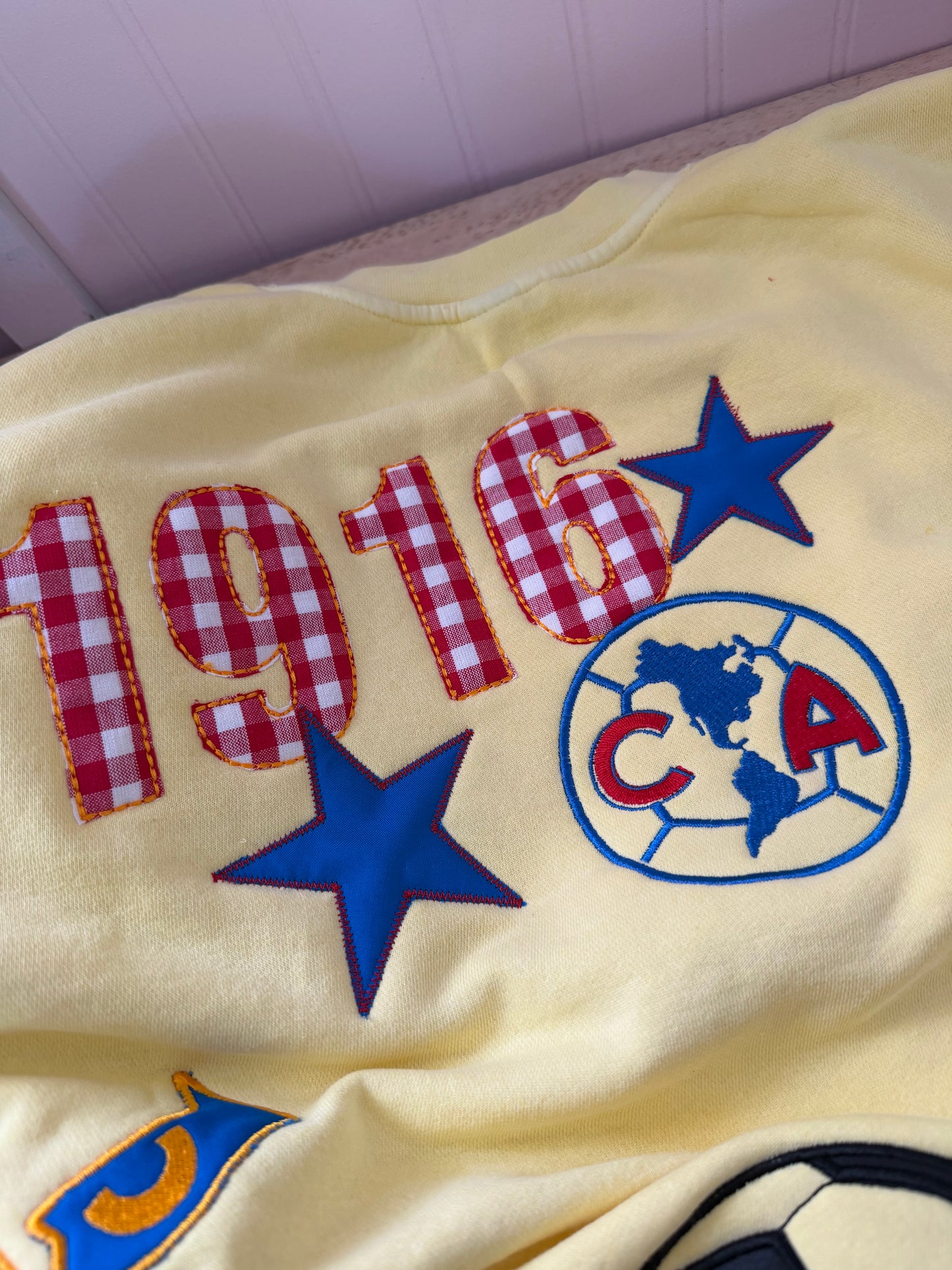 Club América 1916 Vintage-Inspired Embroidery Soccer Sweater