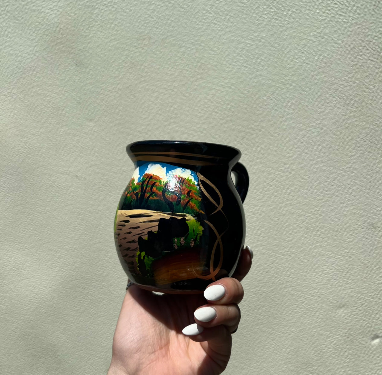 Round Scenery Artesanal Mug