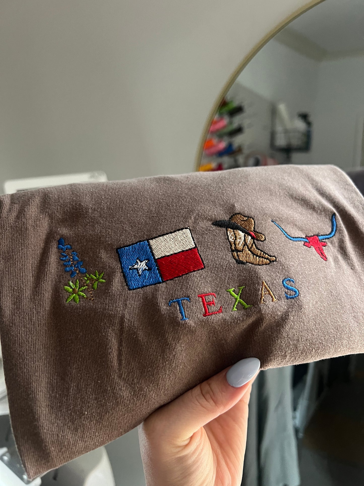 TEXAS State • Embroidered Sweater/Shirt