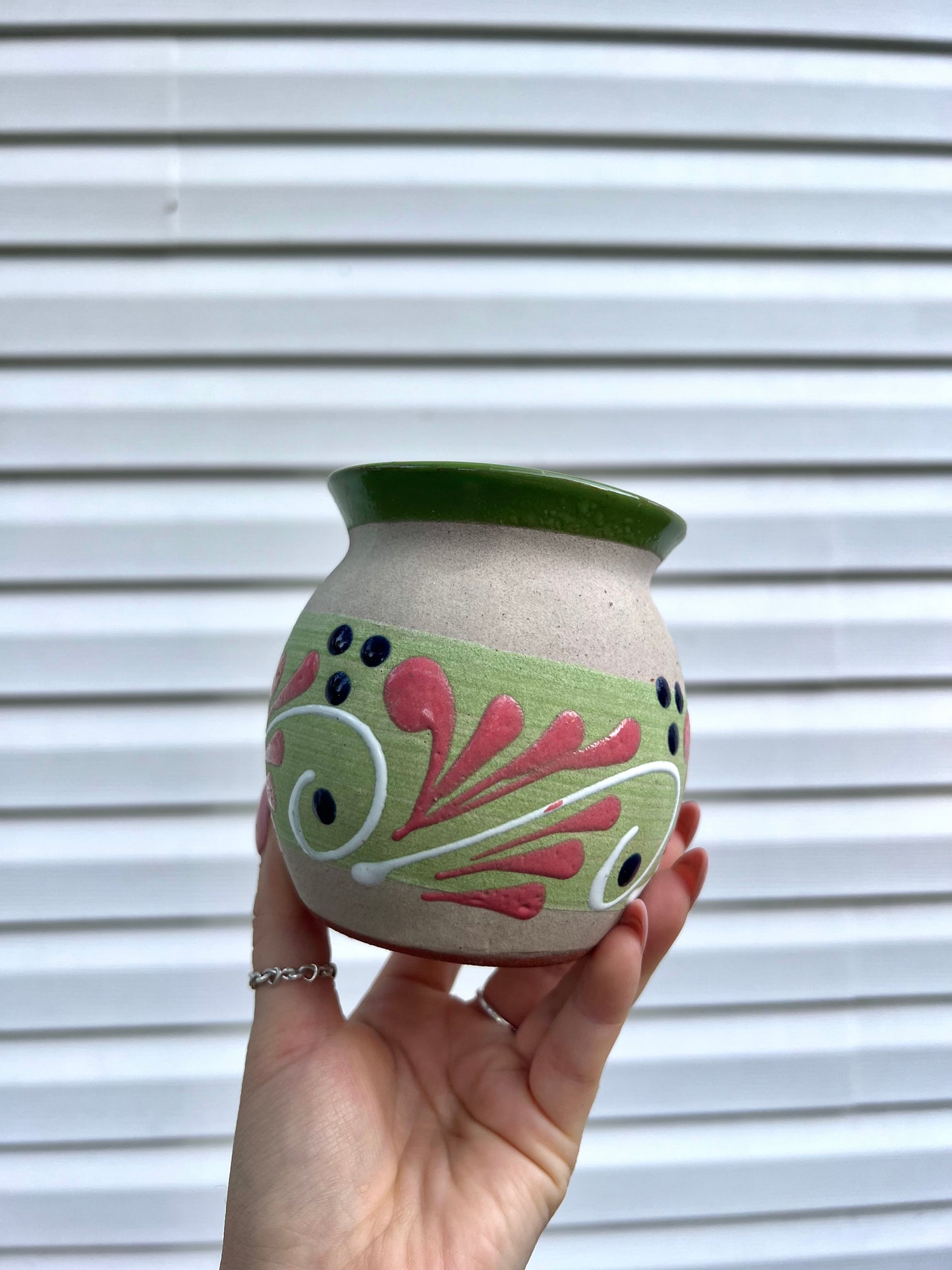 Traditional green+pink artesanal Mug