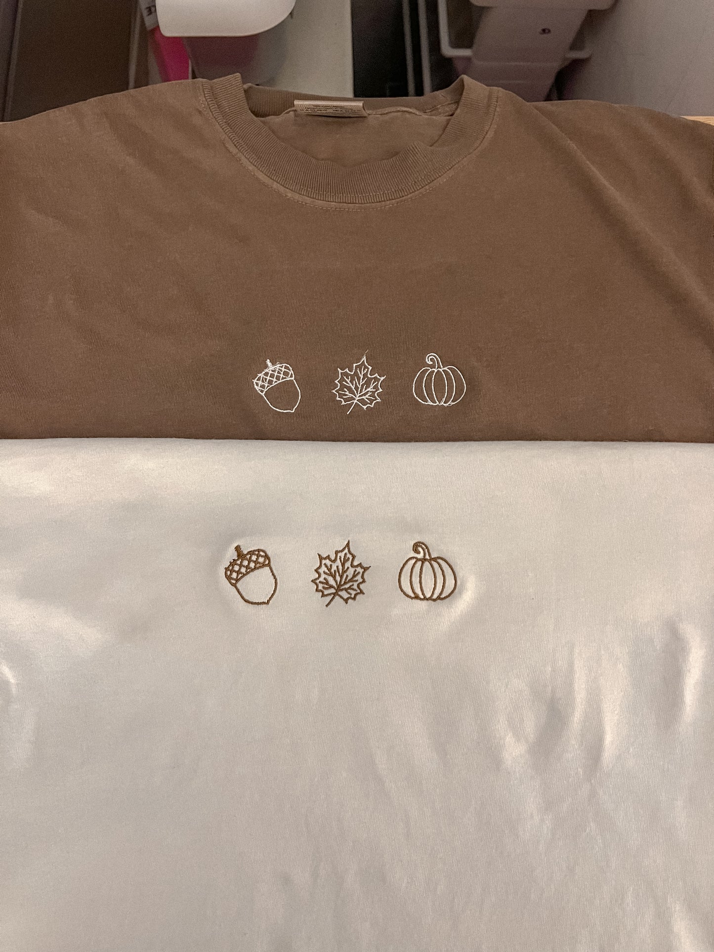 Otoño Bucketlist Tee
