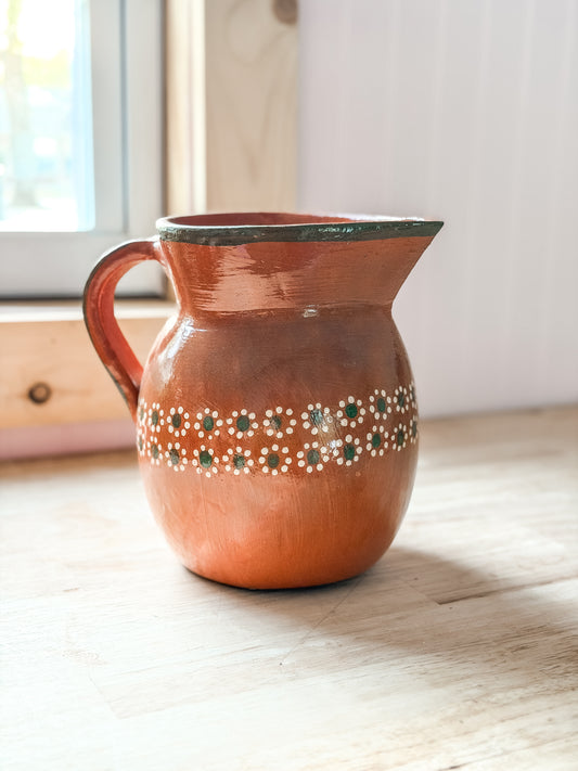 Capila Barro Pitcher