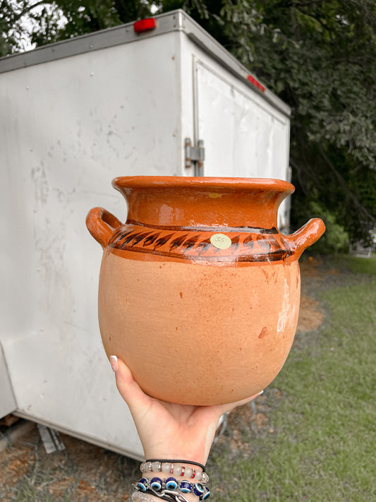 Mexican Traditional Colorado Pot