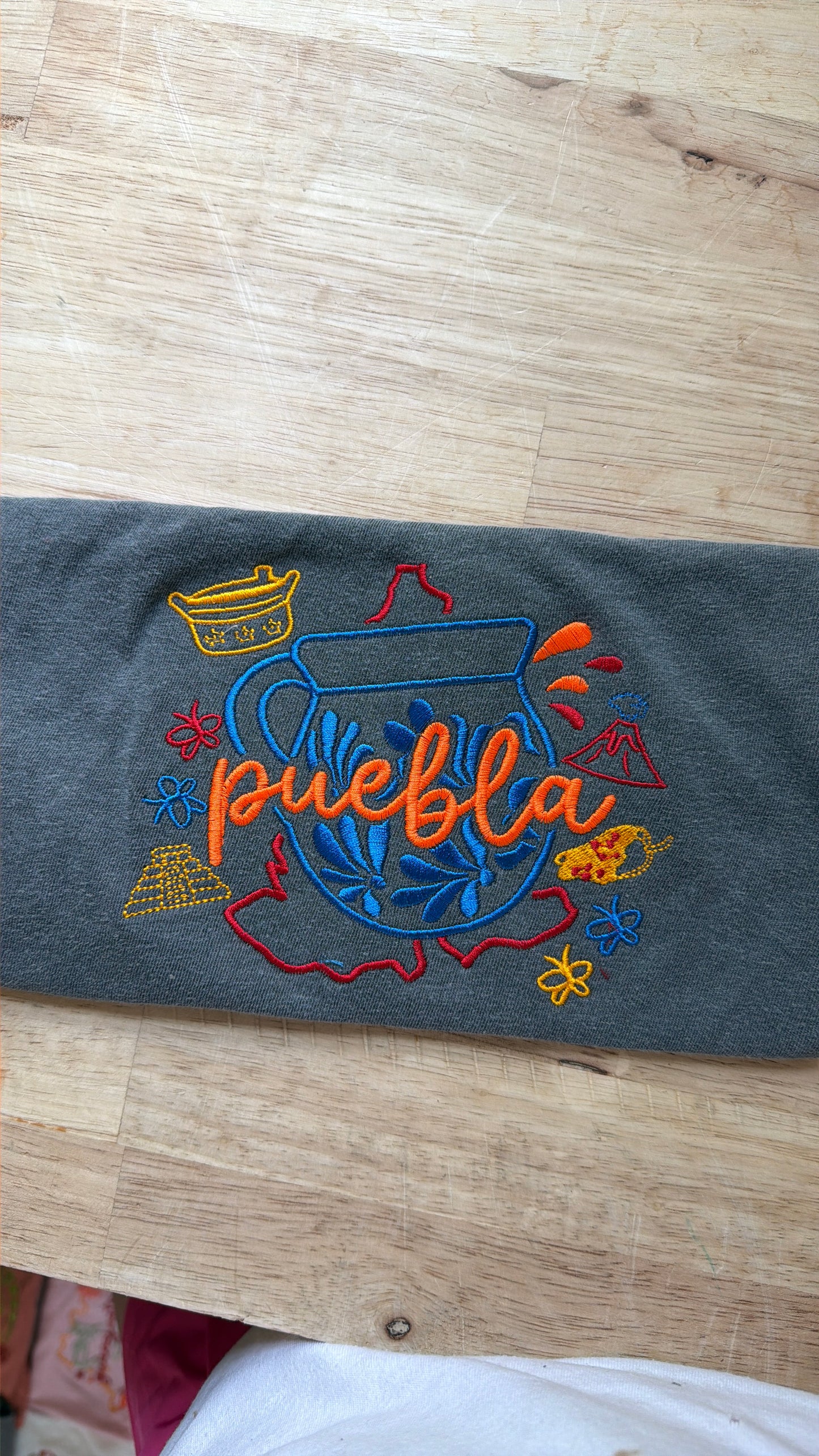 NEW Raices de MX Embroidered Collection