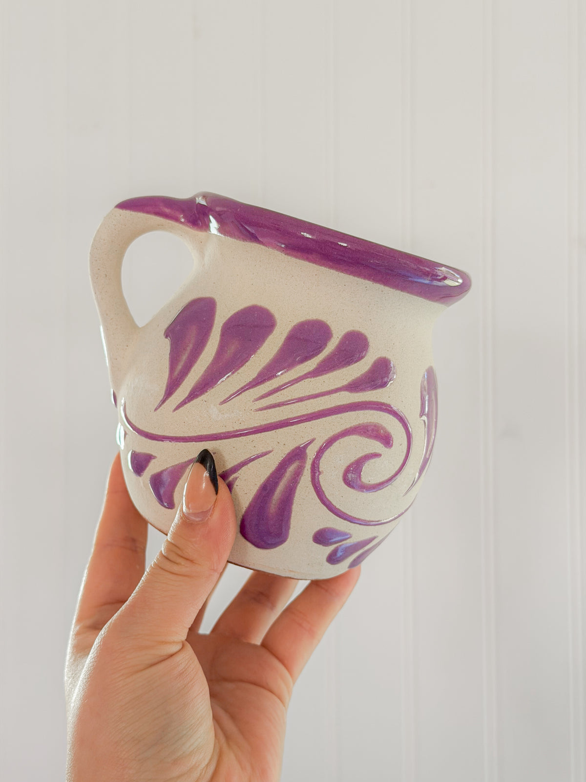 Lilac Barro Hand-Painted Mug
