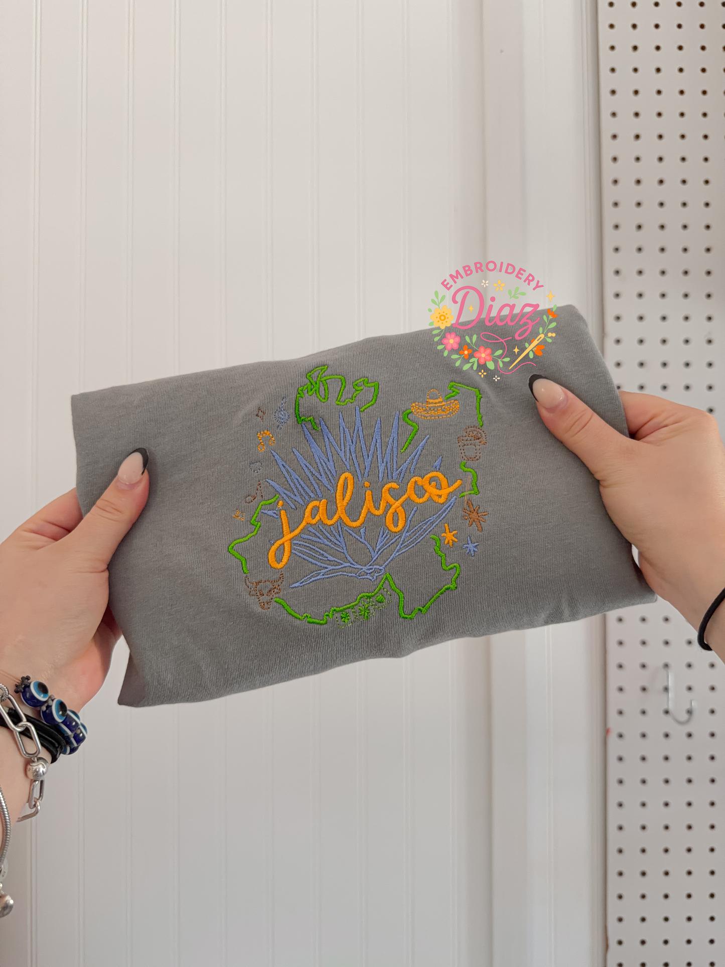 NEW Raices de MX Embroidered Collection