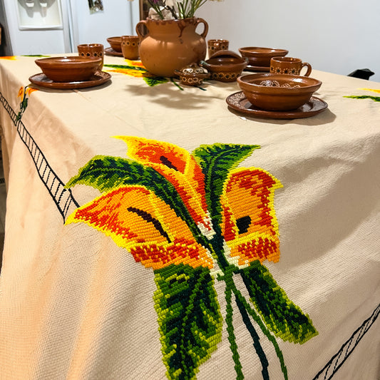 Hand Embroidered Mexican TableCloth • Mantel