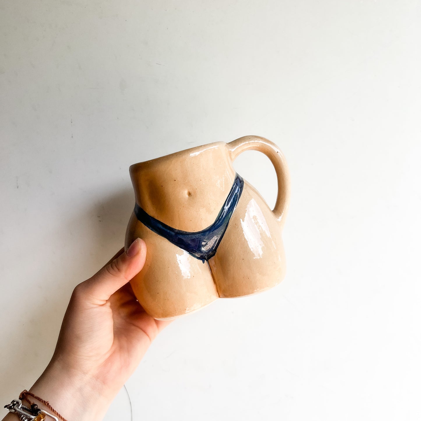 Body figure Ceramic Mug